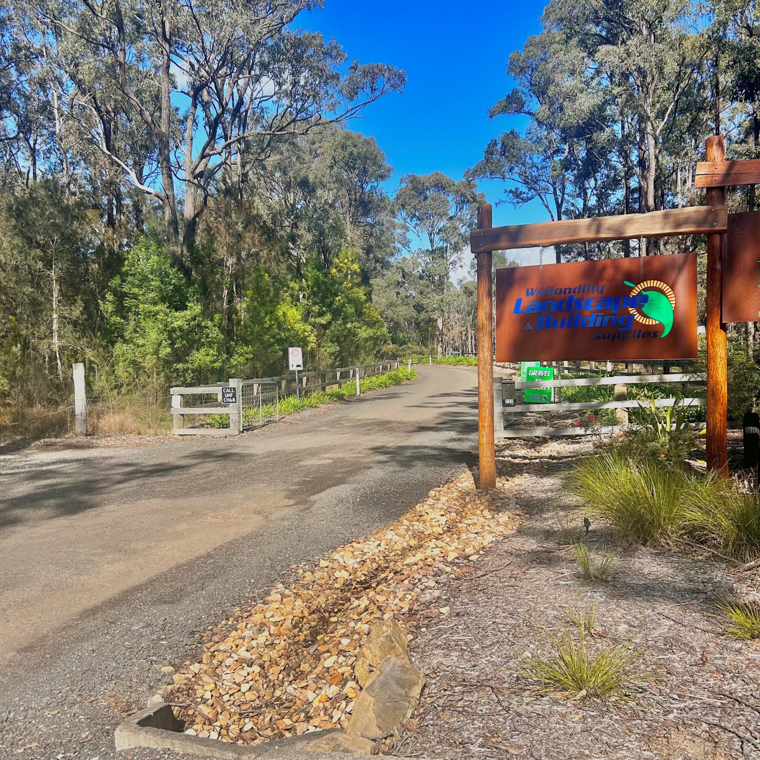 Entrance - Driveway